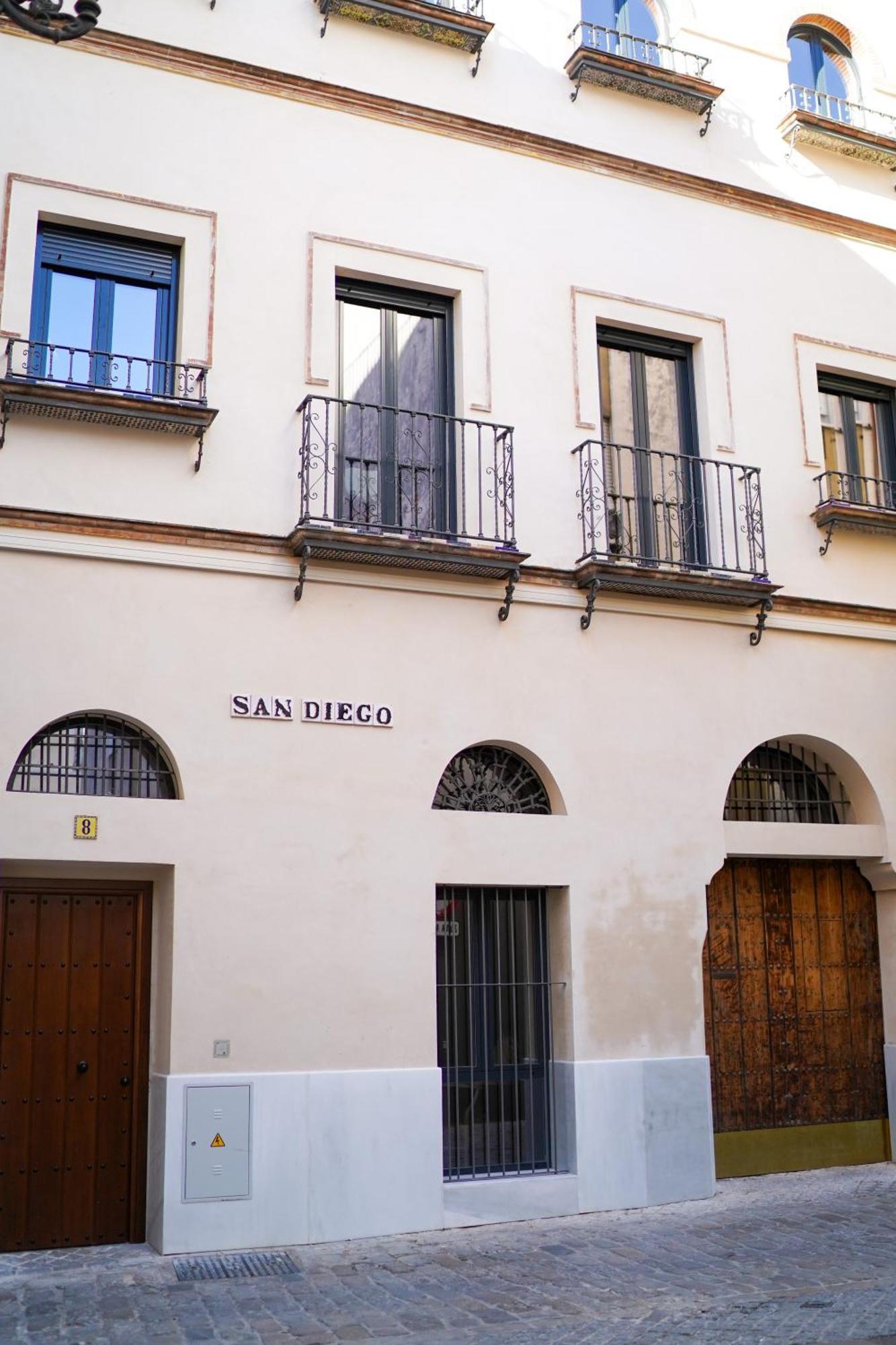 San Diego Cathedral Sevilla II מראה חיצוני תמונה